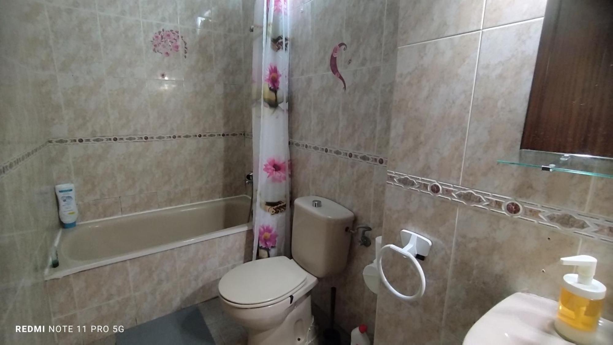 Los Cristianos Centro, Room With A Private Bathroom In Shared Apartment 阿罗纳 外观 照片